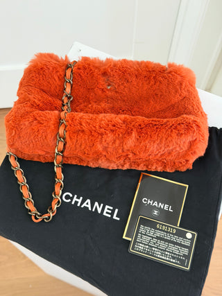 Orylag fur chain shoulder bag