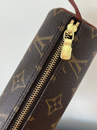 Monogram papillon pouchette, 2000-2006