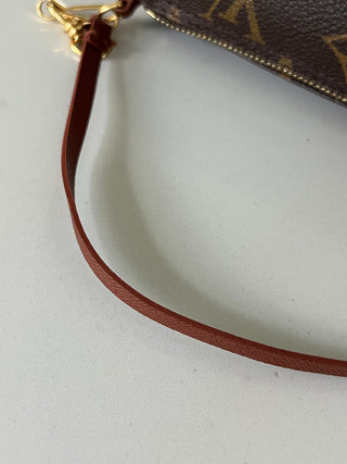 Monogram papillon pouchette, 2000-2006