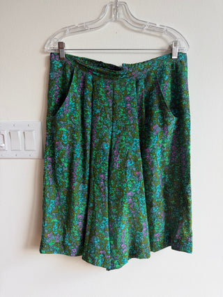 Vibrant kelly olive floral bermuda shorts