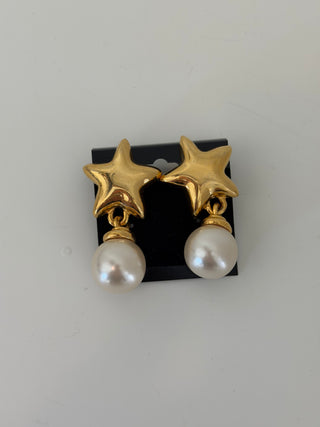 Gold plated star with drop pearl clip-ons